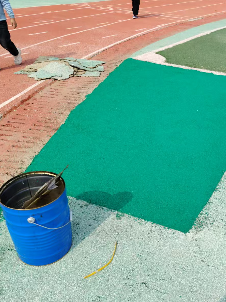 哈尔滨球场翻新修补改造专项服务介绍